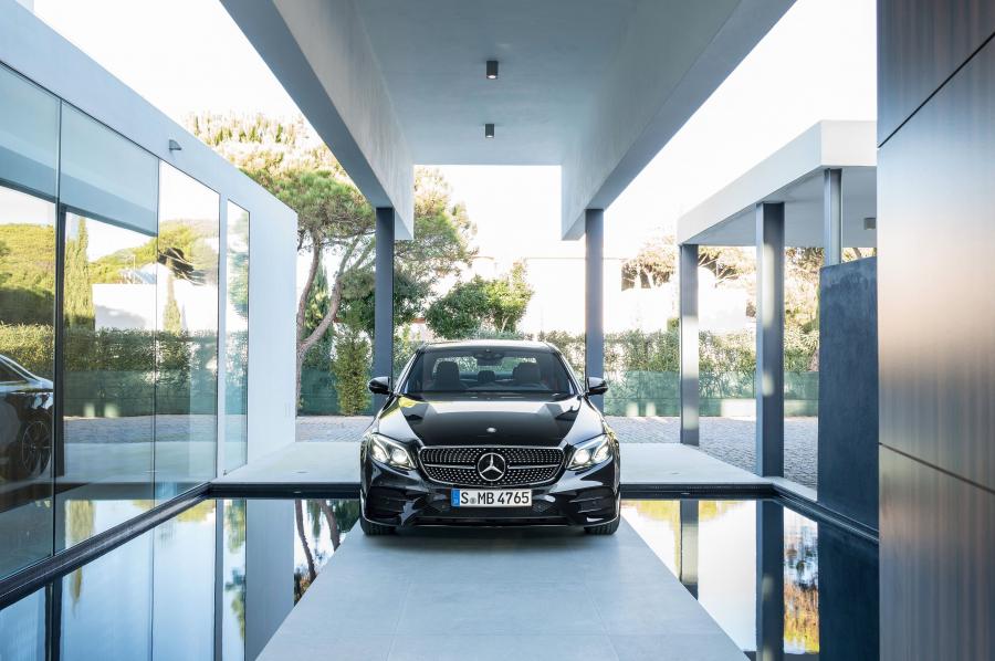  Mercedes-AMG E43 4Matic 2016 года  (фото 26 из 30)